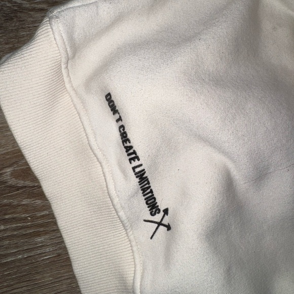 🖤✨ Zara Kids Graphic Hoodie – Size 6/7 ✨🖤 - Picture 8 of 11